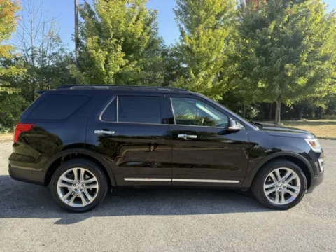 Photos of 2016 Ford Explorer Limited for sale in Indianapolis, IN at Indy Luxury Motorsports