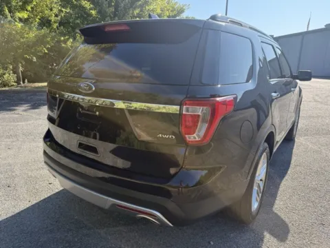 Another view of 2016 Ford Explorer Limited for sale in Indianapolis, IN at Indy Luxury Motorsports