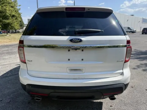 More photos of 2014 Ford Explorer XLT at Indy Luxury Motorsports, IN