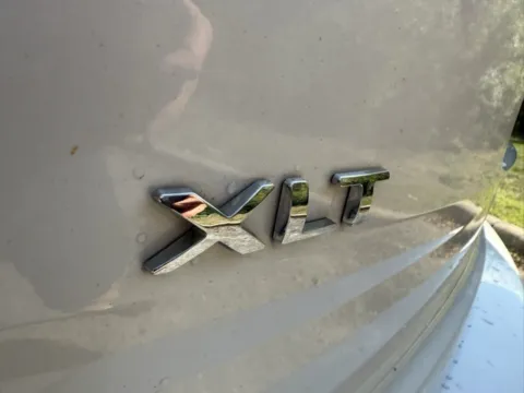 More photos of 2014 Ford Explorer XLT at Indy Luxury Motorsports, IN