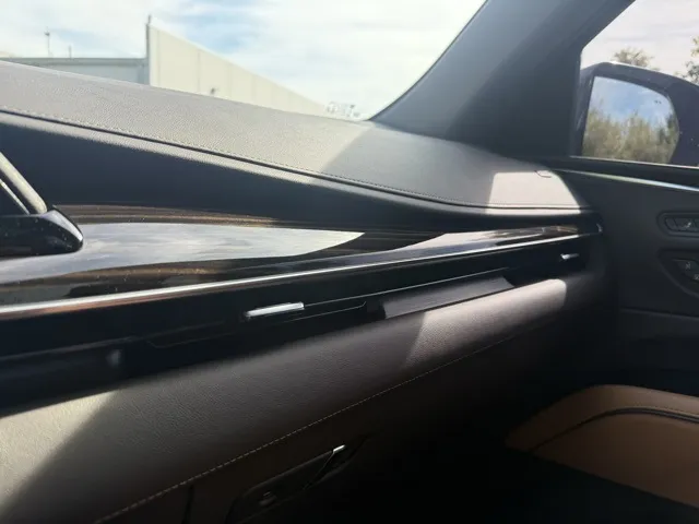 2023 Cadillac Escalade ESV Premium Luxury photo 12