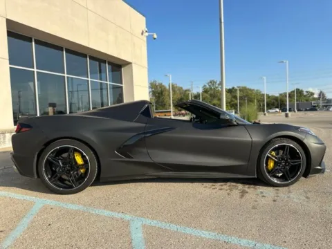 More photos of 2023 Chevrolet Corvette Stingray at Indy Luxury Motorsports, IN