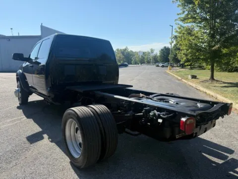 More photos of 2021 Ram 5500HD Tradesman at Indy Luxury Motorsports, IN