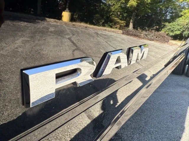 2021 Ram 5500 Tradesman photo 3