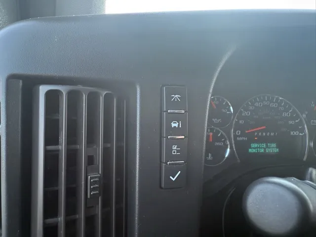 2020 Chevrolet Express 2500 Cargo photo 6
