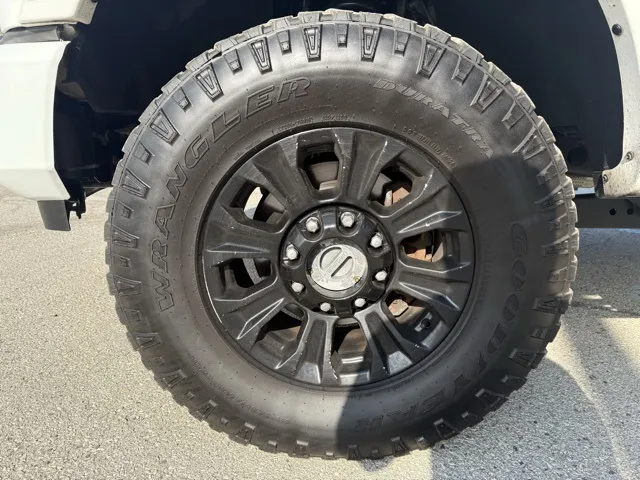 2021 Ford F-250 photo 3