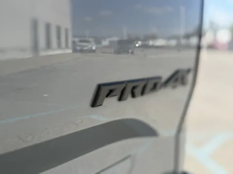 More photos of 2023 Nissan Frontier PRO-4X at Indy Luxury Motorsports, IN