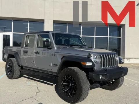 Silver 2020 Jeep Gladiator Sport for sale in Indianapolis, IN