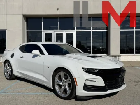 White 2019 Chevrolet Camaro SS for sale in Indianapolis, IN