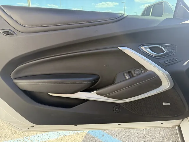 2019 Chevrolet Camaro SS photo 4