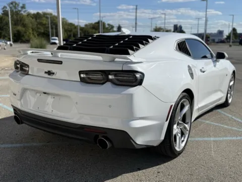 Another view of 2019 Chevrolet Camaro SS for sale in Indianapolis, IN at Indy Luxury Motorsports