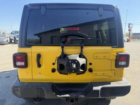 More photos of 2018 Jeep Wrangler Unlimited Sport S at Indy Luxury Motorsports, IN