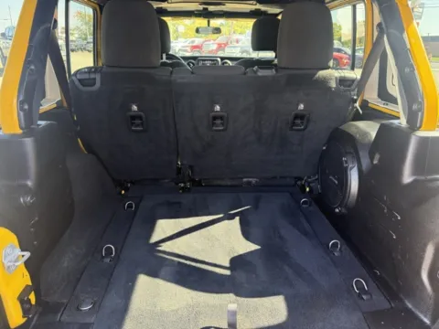 More photos of 2018 Jeep Wrangler Unlimited Sport S at Indy Luxury Motorsports, IN