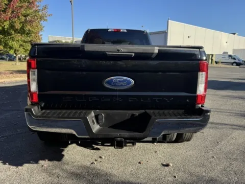 More photos of 2018 Ford F-350SD XL at Indy Luxury Motorsports, IN