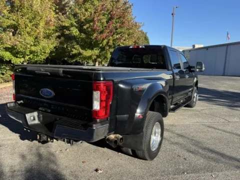 More photos of 2018 Ford F-350SD XL at Indy Luxury Motorsports, IN
