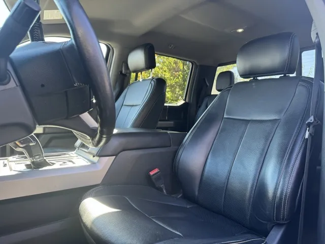 2018 Ford F-150 Lariat photo 2