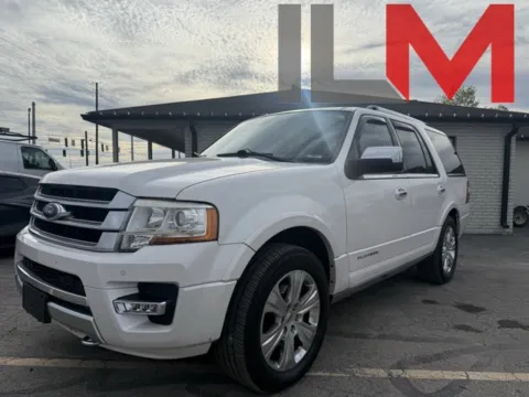 White 2017 Ford Expedition Platinum for sale in Indianapolis, IN