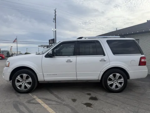 Photos of 2017 Ford Expedition Platinum for sale in Indianapolis, IN at Indy Luxury Motorsports