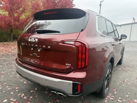 Another view of 2023 Kia Telluride S for sale in Indianapolis, IN at Indy Luxury Motorsports