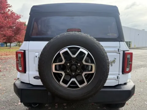 More photos of 2022 Ford Bronco Outer Banks at Indy Luxury Motorsports, IN