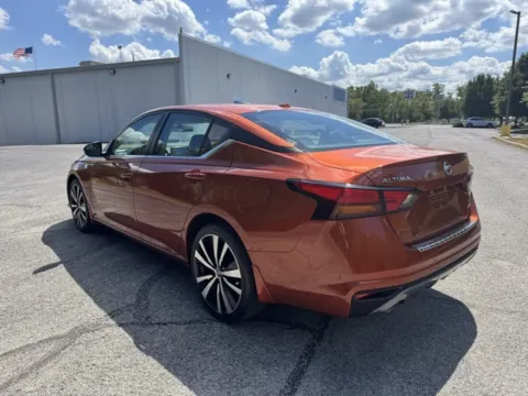 Another view of 2020 Nissan Altima 2.5 SR for sale in Indianapolis, IN at Indy Luxury Motorsports