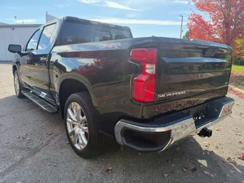 More photos of 2019 Chevrolet Silverado 1500 LTZ at Indy Luxury Motorsports, IN