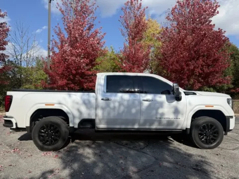 Photos of 2024 GMC Sierra 2500HD Denali Ultimate for sale in Indianapolis, IN at Indy Luxury Motorsports