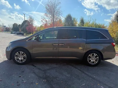 Another view of 2011 Honda Odyssey EX-L for sale in Indianapolis, IN at Indy Luxury Motorsports