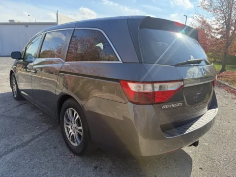 More photos of 2011 Honda Odyssey EX-L at Indy Luxury Motorsports, IN