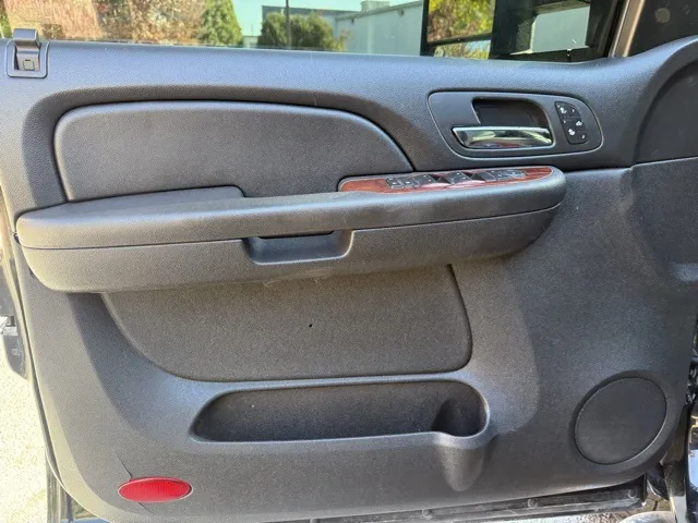 2009 Gmc Sierra 2500 HD SLT photo 4