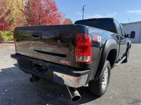 Another view of 2009 GMC Sierra 2500HD SLT for sale in Indianapolis, IN at Indy Luxury Motorsports
