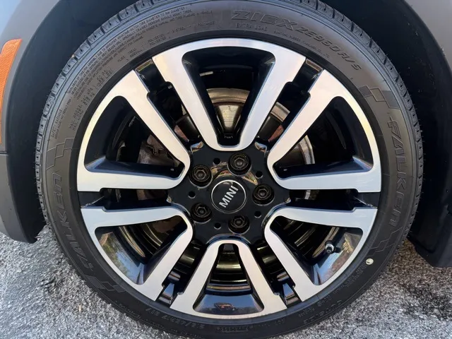 2017 Mini Cooper Base Convertible photo 3