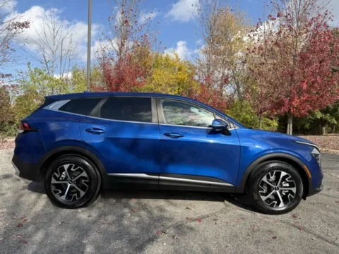 Photos of 2024 Kia Sportage EX for sale in Indianapolis, IN at Indy Luxury Motorsports