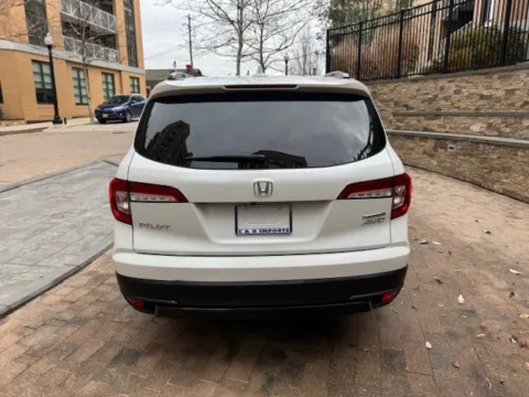 Another view of 2022 HONDA PILOT SE for sale in Arlington, VA at C&G Imports