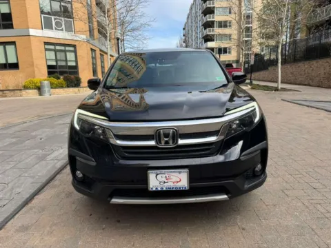 Photos of 2020 HONDA PILOT EX-L for sale in Arlington, VA at C&G Imports