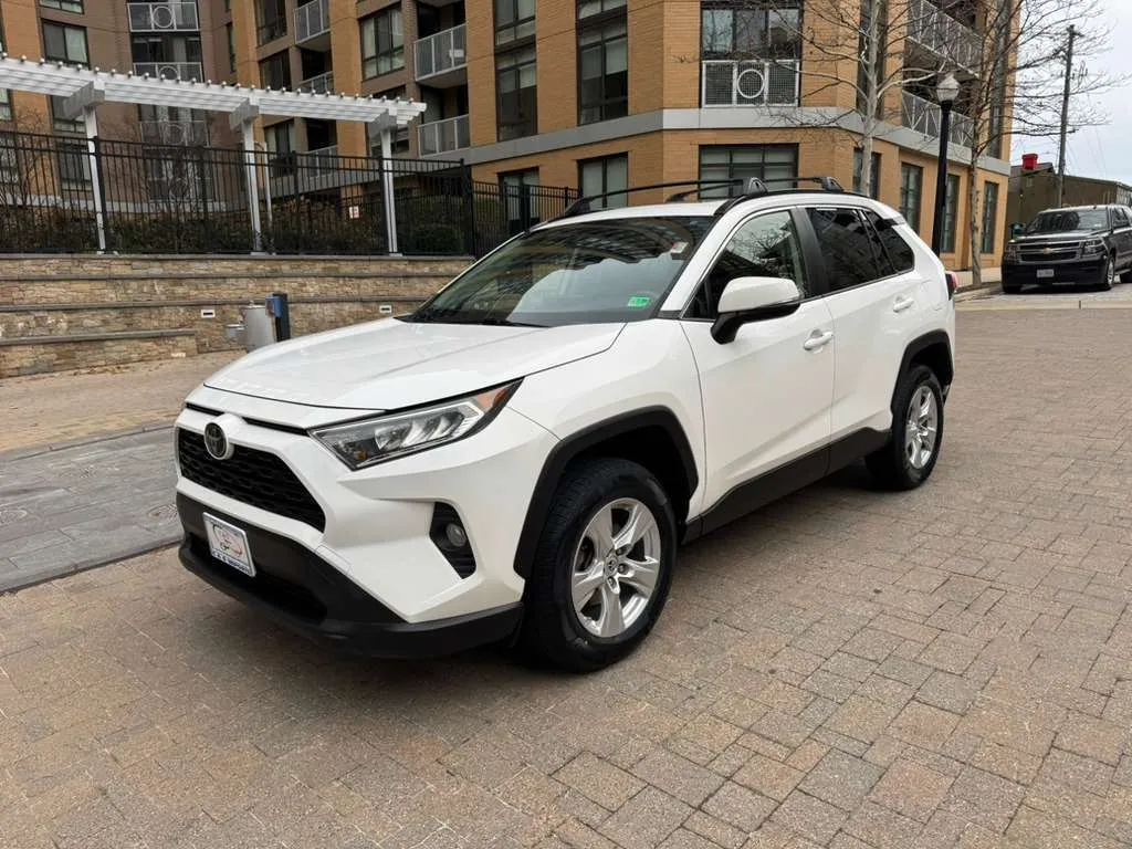 2019 TOYOTA RAV4 XLE for sale in Arlington, VA