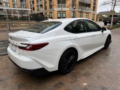 More photos of 2025 TOYOTA CAMRY HYBRID SE at C&G Imports, VA