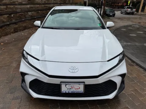 Photos of 2025 TOYOTA CAMRY HYBRID SE for sale in Arlington, VA at C&G Imports