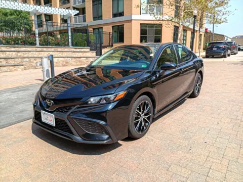 Black 2024 TOYOTA CAMRY SE for sale in Arlington, VA