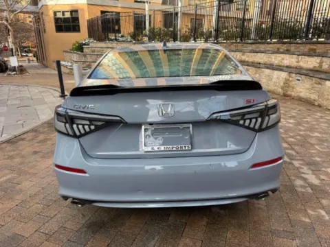 More photos of 2022 HONDA CIVIC SI at C&G Imports, VA