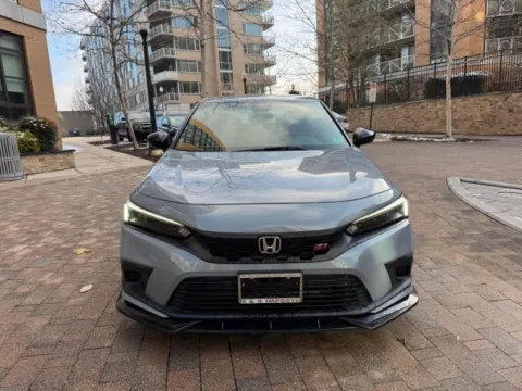 Photos of 2022 HONDA CIVIC SI for sale in Arlington, VA at C&G Imports