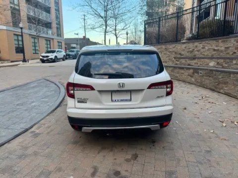 More photos of 2021 HONDA PILOT EX-L at C&G Imports, VA