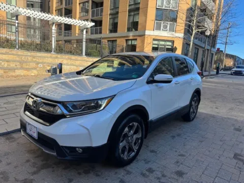 White 2019 HONDA CR-V EX for sale in Arlington, VA