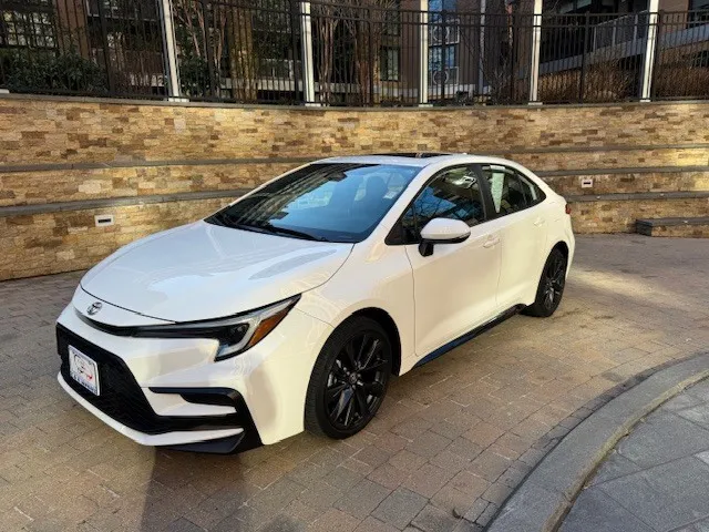 White 2023 TOYOTA COROLLA SE for sale in Arlington, VA