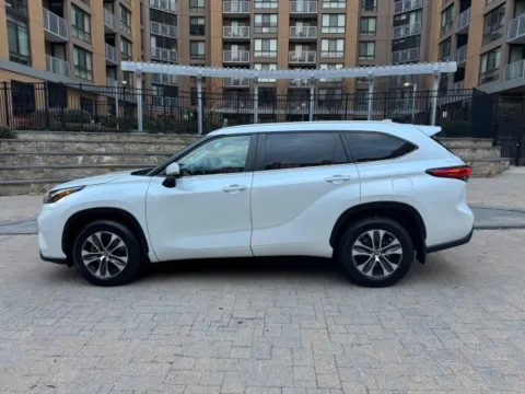 Another view of 2023 TOYOTA HIGHLANDER XLE for sale in Arlington, VA at C&G Imports