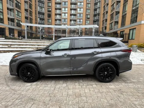 More photos of 2024 TOYOTA HIGHLANDER XSE at C&G Imports, VA