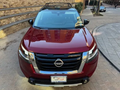 Photos of 2022 NISSAN PATHFINDER SL for sale in Arlington, VA at C&G Imports