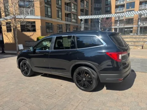 More photos of 2022 HONDA PILOT SE at C&G Imports, VA