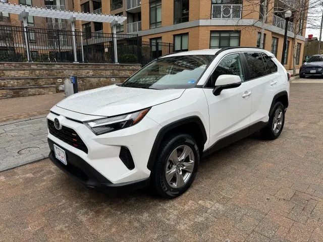 White 2022 TOYOTA RAV4 XLE for sale in Arlington, VA