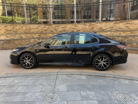 More photos of 2024 TOYOTA CAMRY SE at C&G Imports, VA